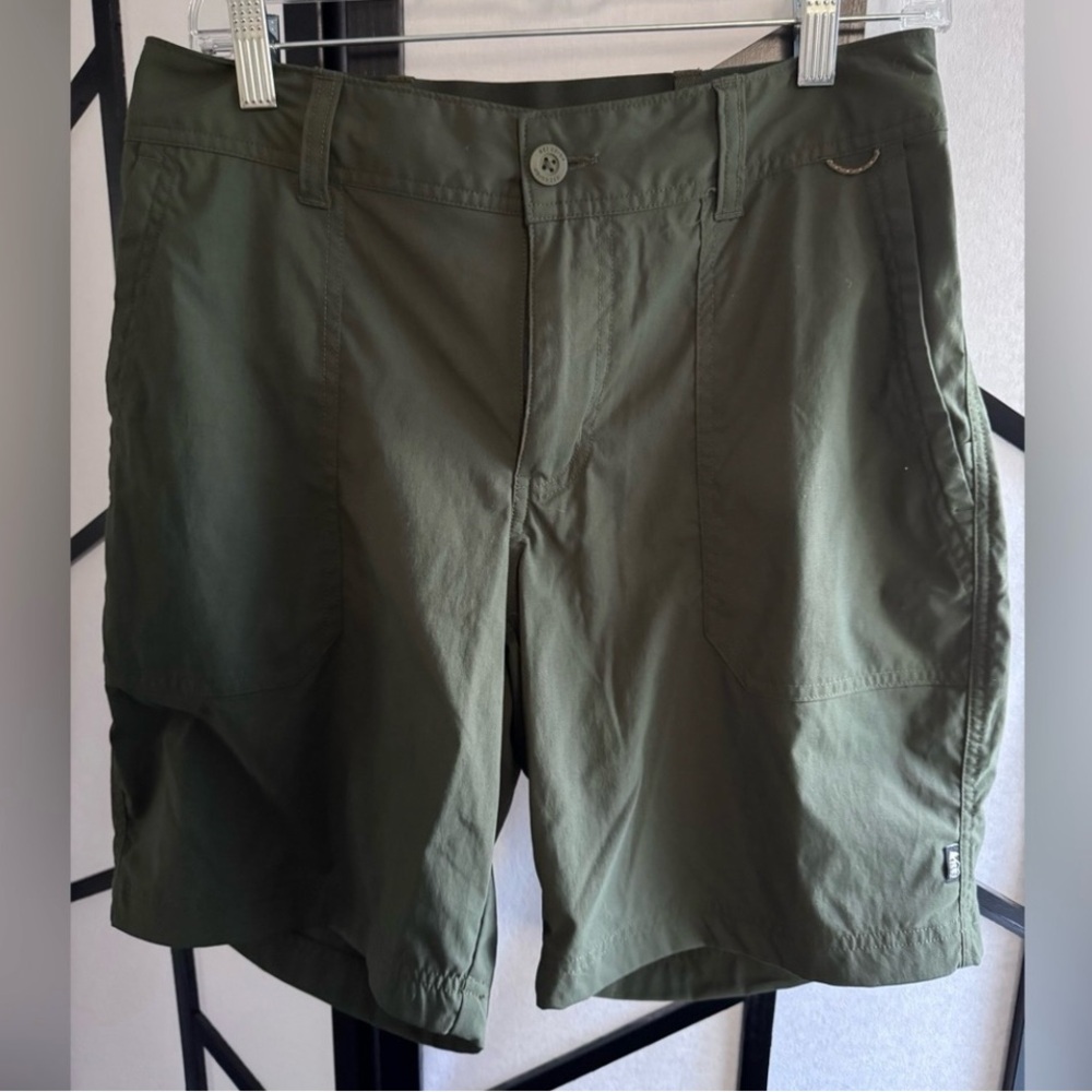 Women’s REI Hiking Shorts size 8